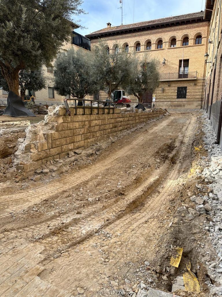 Plaza Constitución en Barbastro.
