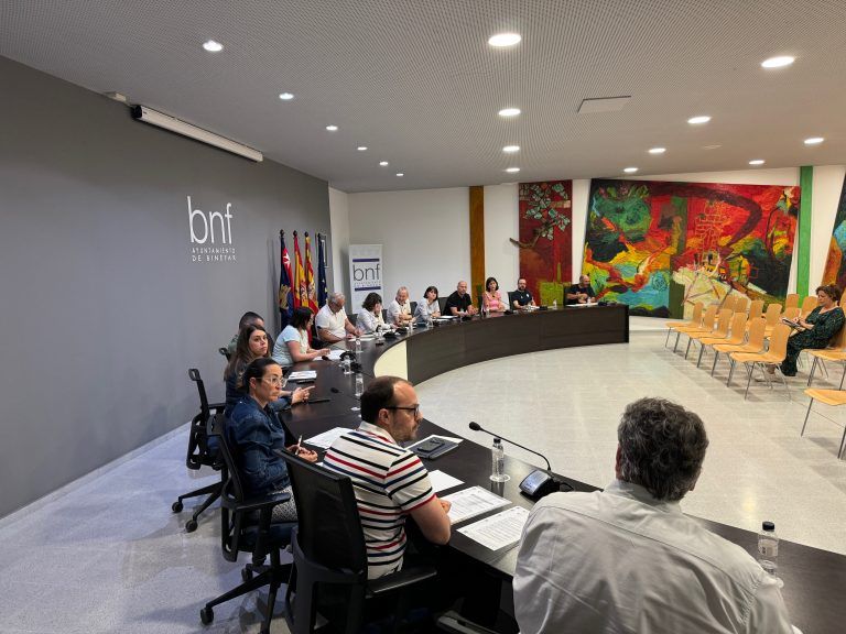 El Ayuntamiento de Binéfar incorpora 400.000 euros del remanente del presupuesto de 2023 Pleno de Binéfar.
