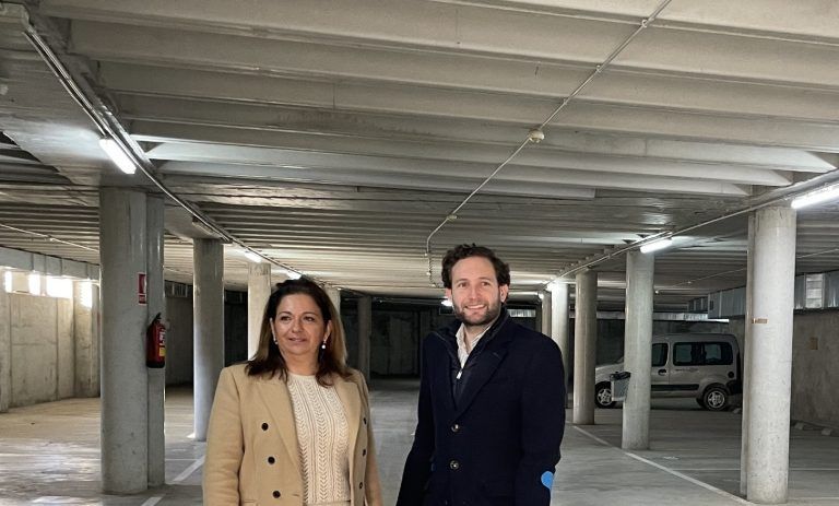 Adjudicadas las 53 plazas del alquiler del parquin de Cortes de Aragón Parking Monzón.
