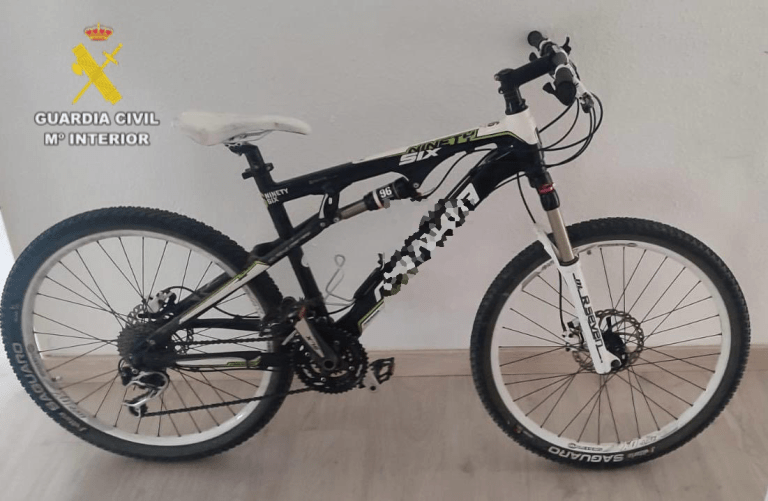 La Guardia Civil detiene a una persona por varios delitos de hurto en Binéfar bicicletas Alto Aragón