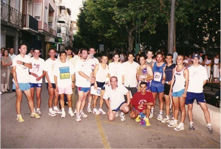 El Atletismo Pómez Barbastro recupera la «Carrera del pollo» 23 años después carrera del pollo