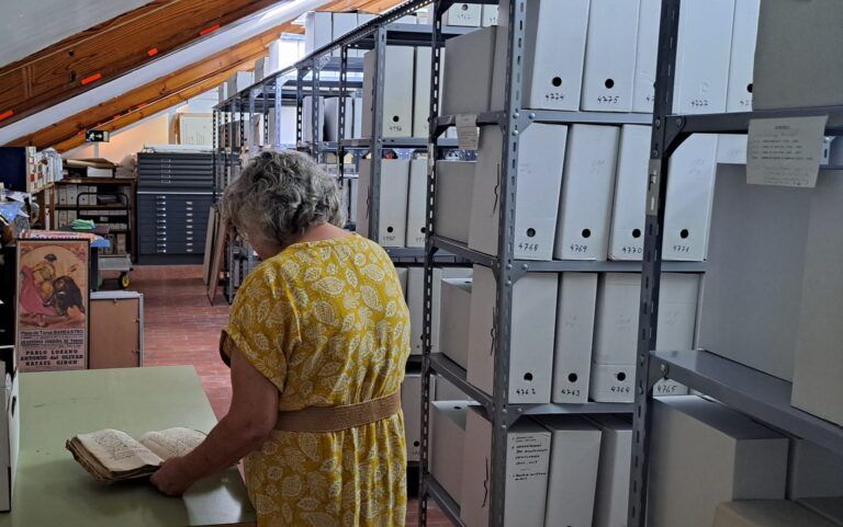 El Archivo municipal, más al alcance de ciudadanos e investigadores en Barbastro Archivo municipal Barbastro