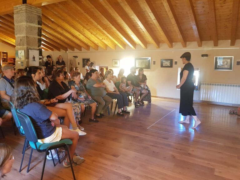 La sala de exposiciones O’Torno de Bierge se llenó de público para la inauguración de «Bierge Crea 2» Exposición O’Torno Bierge
