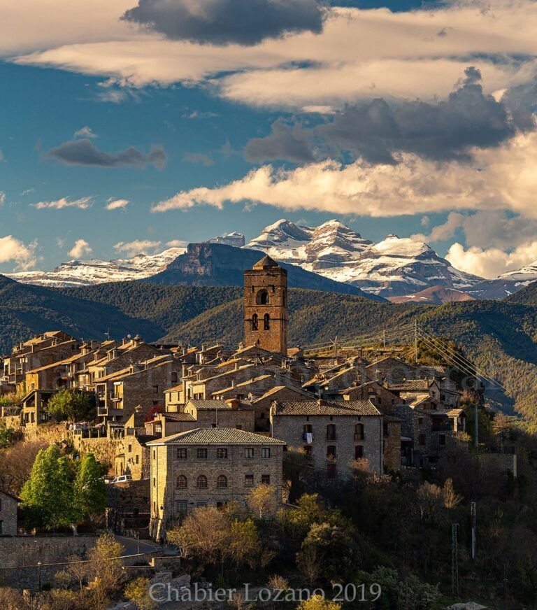 Aínsa Best Tourism Village