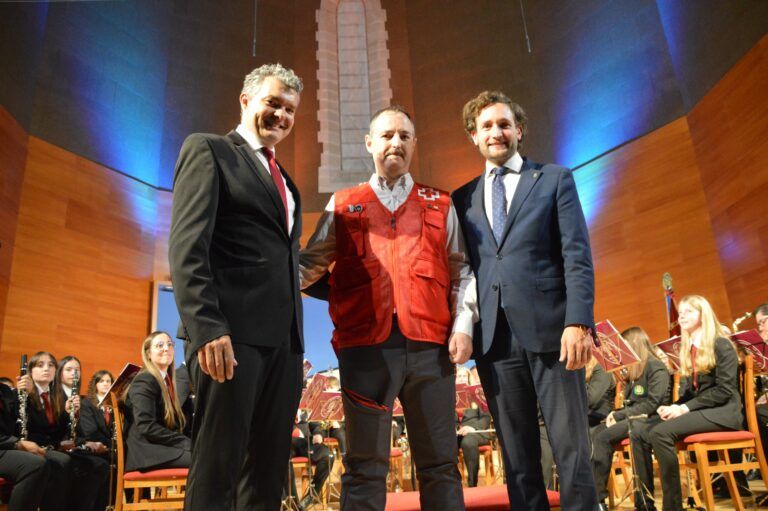 Monzón recauda más de 3.000 euros para los afectados por la DANA en Valencia gracias a la música y al deporte Monzón ayuda DANA Valencia