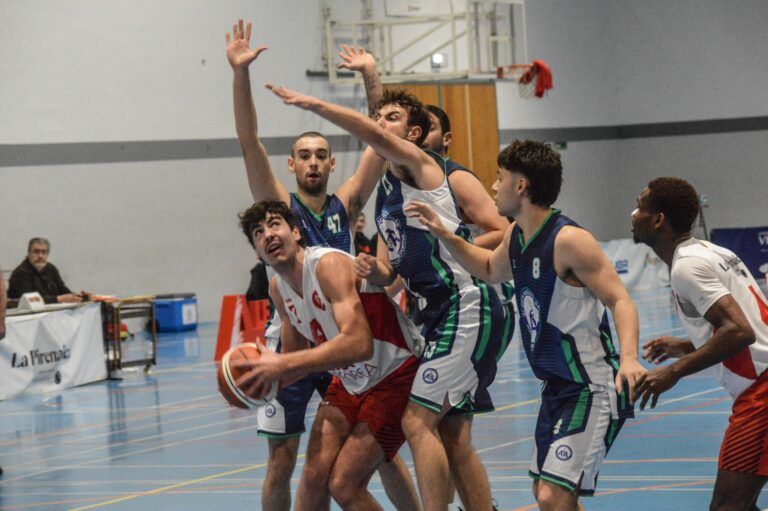El Letra Corpórea UBB continúa invicto tras vencer al Alierta Augusto Salas Letra Corpórea UBB