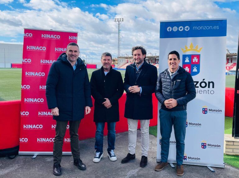 reforma estadios de fútbol Monzón