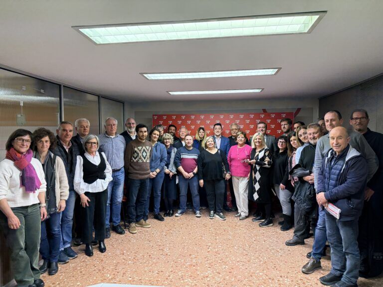 El PSOE denuncia el «desastre sanitario» del PP en Barbastro: citas en julio de 2026 para otorrinolaringología PSOE Barbastro