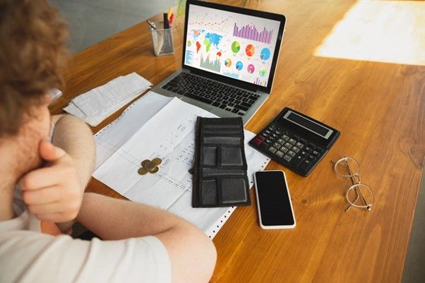 Controla tu contabilidad y el mantenimiento de tus activos sin esfuerzo