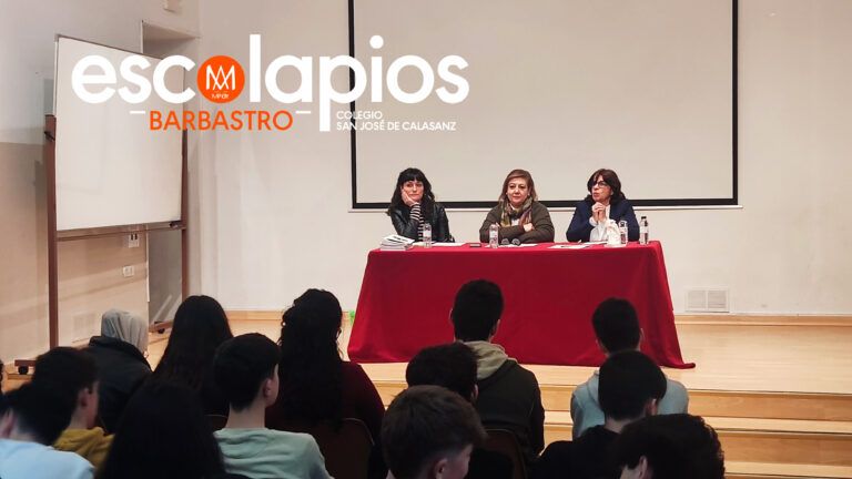 Escolapios Barbastro acogió la presentación de la revista «¡De mayor quiero ser como ella!» Escolapios Barbastro revista mujeres