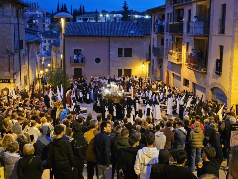 Barbastro celebró un año más la tradicional Procesión de las Tres Caídas Procesión Tres Caídas Barbastro