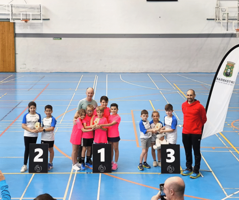 El Club Bádminton Barbastro, campeón Sub-11 en el Campeonato de Aragón Escolar por Equipos
