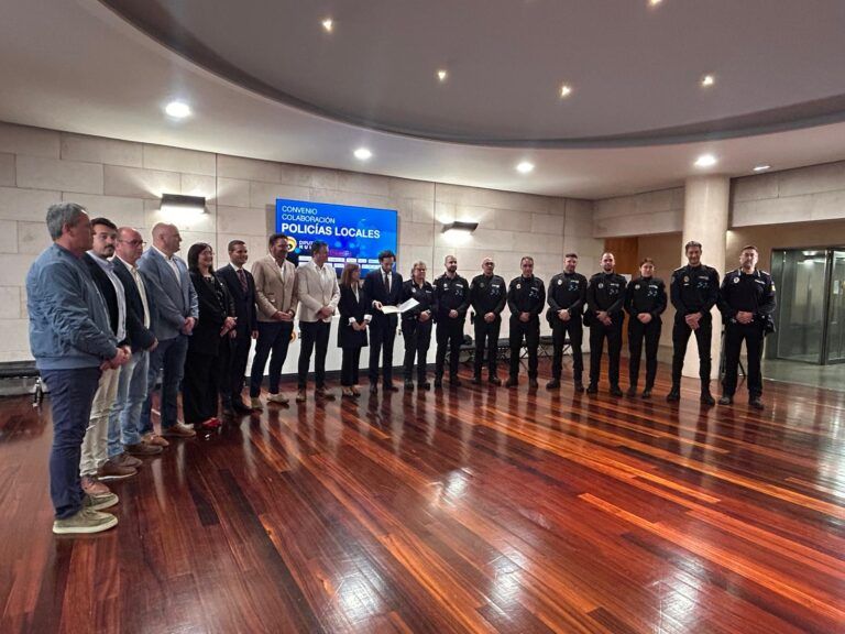 Barbastro firma un convenio que permitirá la movilidad de efectivos de Policía Local con otros municipios oscenses Barbastro convenio policía Local