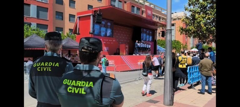 Tres personas investigadas por un delito de tentativa de hurto en un supermercado de Barbastro