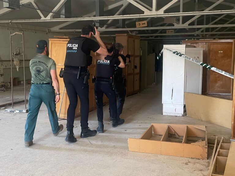 Agentes de la Policía Local de Barbastro se preparan para situaciones de elevada exigencia Controles de alcohol y drogas