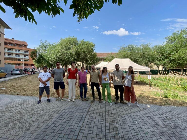 Casi 300 alumnos participan en el II Encuentro de huertos escolares de Monzón Encuentro huertos escolares Monzón