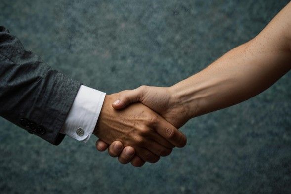 ¿Por qué elegir una agencia de gestión de relaciones con clientes para su negocio? agencia de gestión de relaciones con clientes