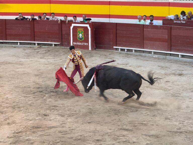 Entretenida corrida en Barbastro, solo faltó el estoque