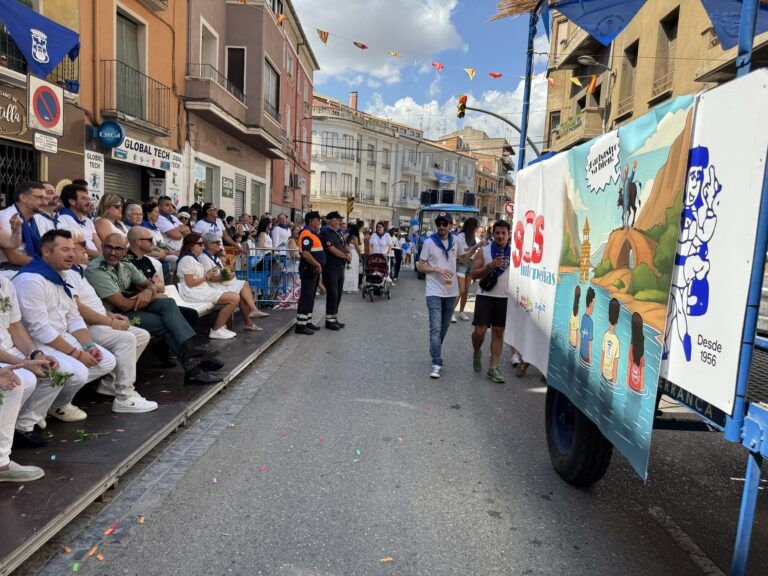 Ayuntamiento y peñas acuerdan dialogar sobre las fiestas de Barbastro