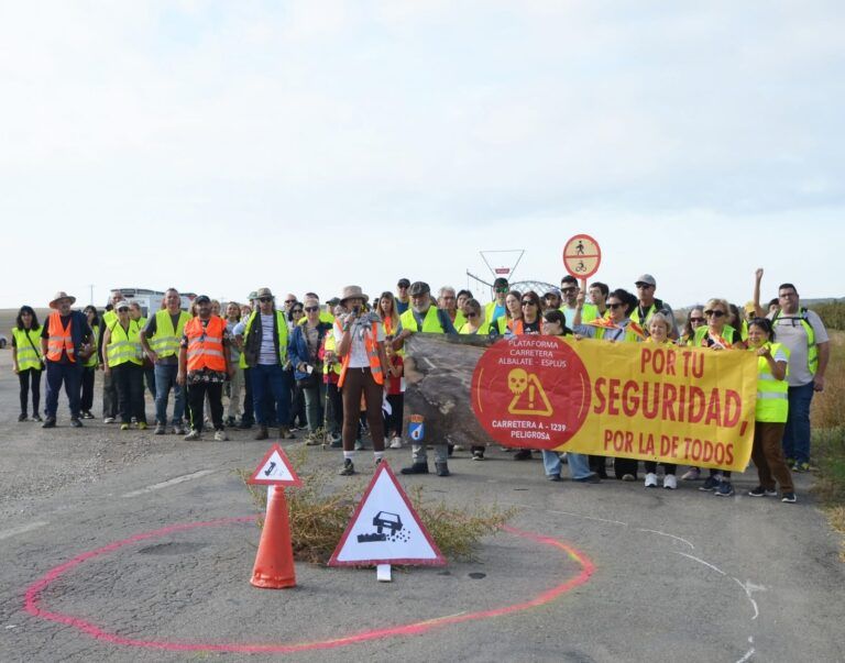 La Plataforma Carretera A-1239 exige mejoras entre Albalate y Esplús arretera A-1239 Albalate Esplús