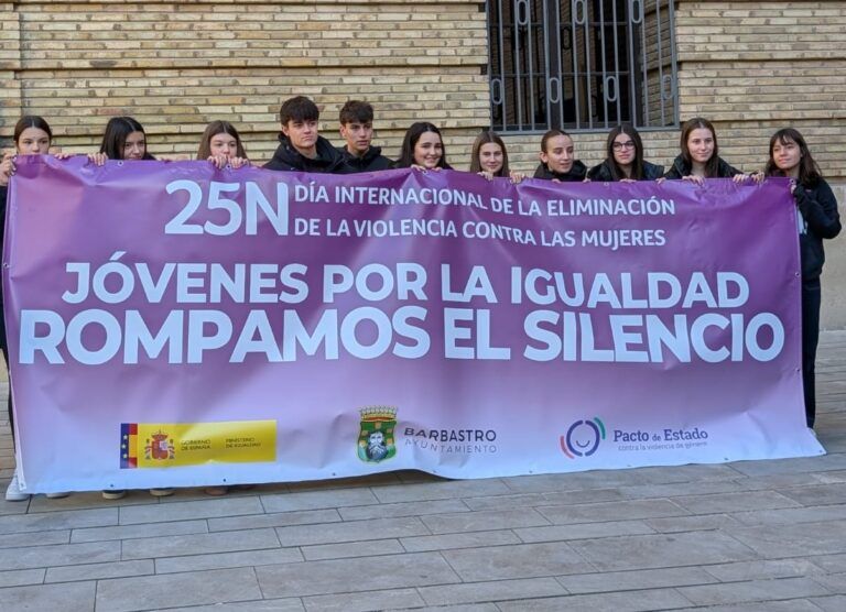 Barbastro conmemora el 25N