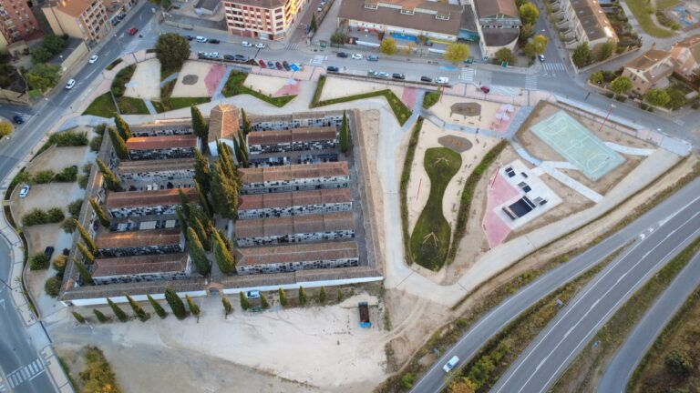 El Parque del Recuerdo y la Memoria de Barbastro entra en servicio parque recuerdo barbastro