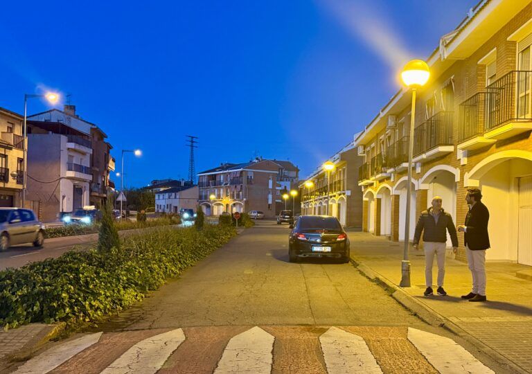 El Ayuntamiento de Monzón licita el suministro de más de 200 luminarias Leds luminarias led monzón