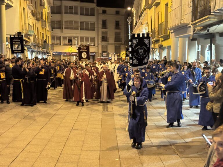 Letra Corpórea, nuevo patrocinador de la Semana Santa de Barbastro Miércoles de ceniza en Barbastro. Ronda Somontano.