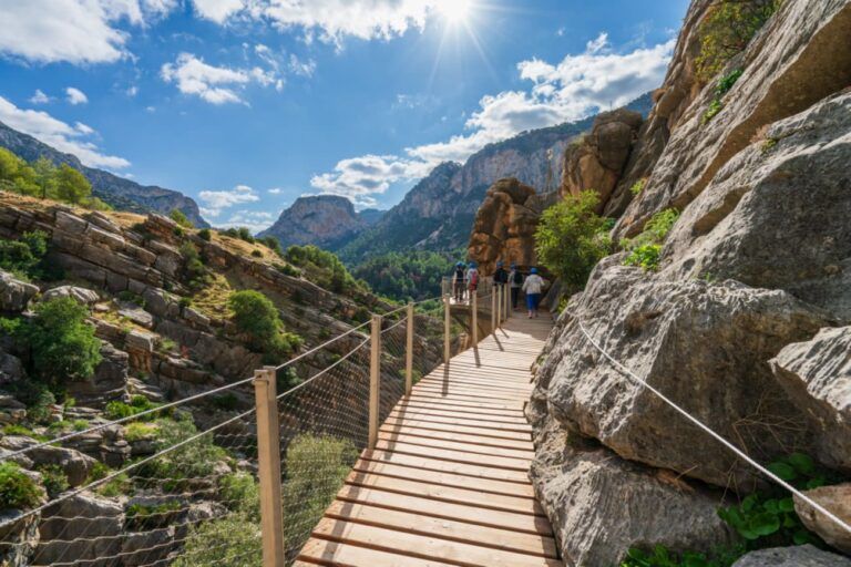 El Caminito del Rey prepara su nuevo puente de 110 metros