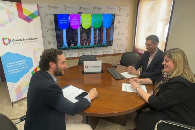 DPH felicita a Guara Somontano por ser Destino Turístico Inteligente Claver, Pérez y Lleida.