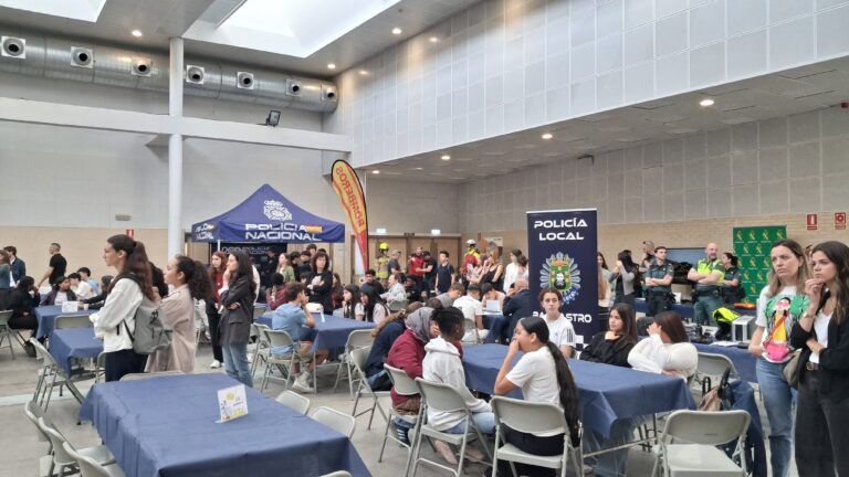 Más de 300 estudiantes participan en Barbastro en el III Encuentro entre jóvenes y profesionales del Somontano