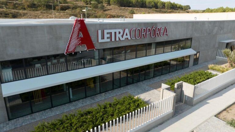 Letra Corpórea lanza una nueva web de rotulación para Barbastro y su entorno Letra Corpórea rotulación Barbastro
