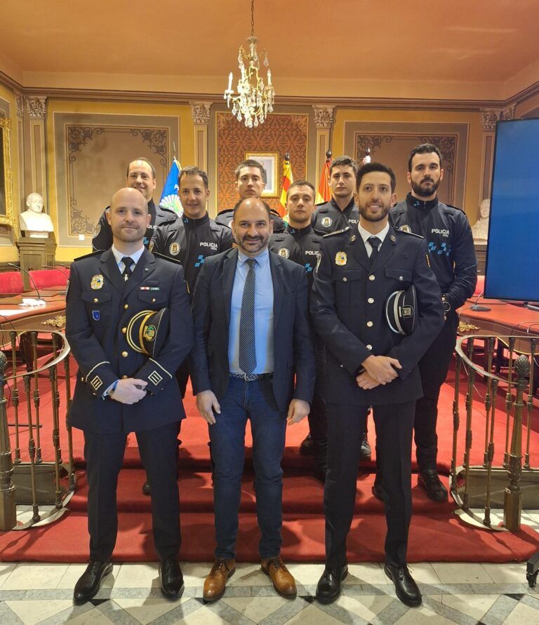 La Policía Local de Barbastro incorpora seis nuevos agentes y un oficial