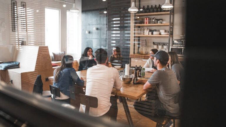 Los espacios de trabajo evolucionan para mejorar el bienestar y la productividad