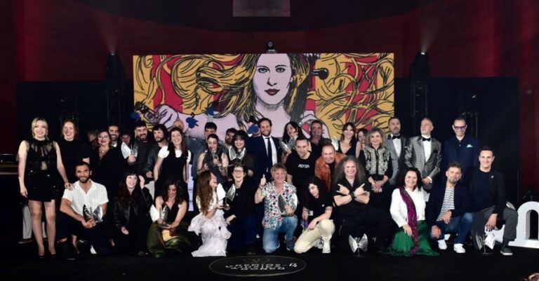 Pilar Almalé, la más premiada y Macaco, Premio Global de la Música Aragonesa Premios Música Aragonesa.