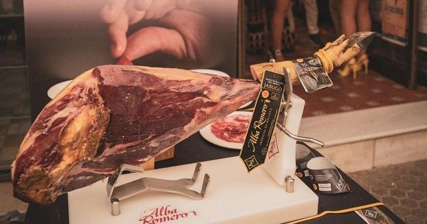 Cómo reconocer un buen jamón pata negra antes de comprarlo jamón pata negra