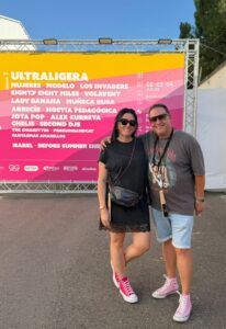 familia emocionada PolifoniK Sound