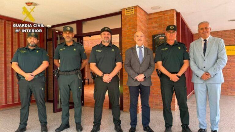 Reunión sobre el Puesto Principal de la Guardia Civil en Monzón con 50 agentes