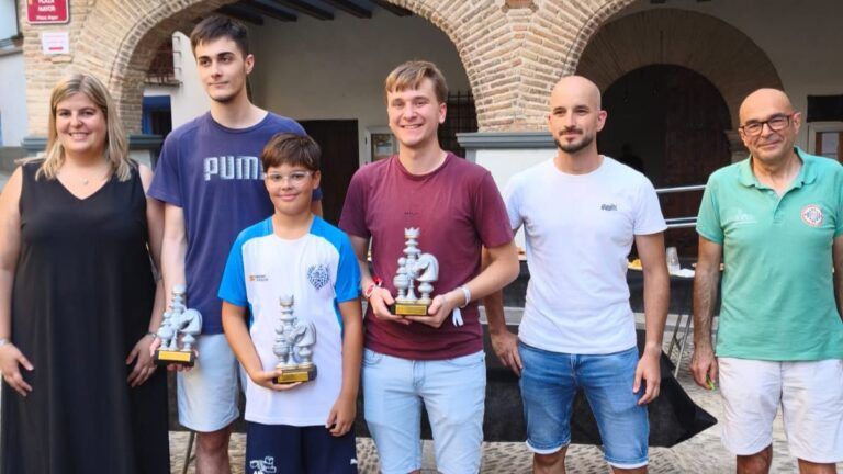 Ganadores de las “Rapidetas” de ajedrez en las Fiestas de San Lorenzo de Estadilla