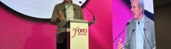Jorge Azcón en Binéfar durante el Foro Rural Somos Litera